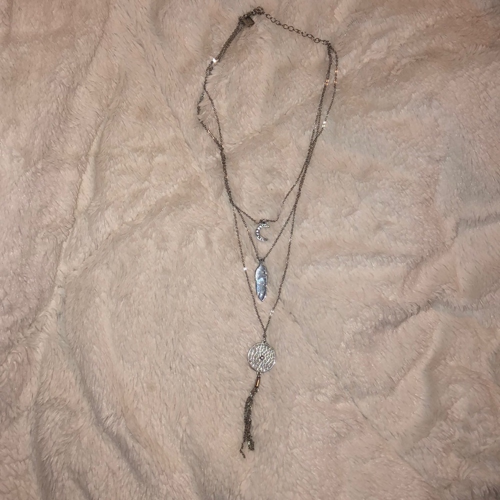 triple layered necklace!! - Picture 2 of 2